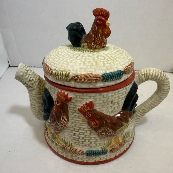 Arket MWW Market Roosters/Small Teapot Creamer - Picture 1 of 8